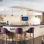 Bo33 Family & Hotel