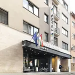 Bo33 Family & Hotel Boedapest
