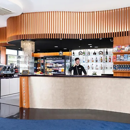 Hotel Bo33 Family&suites 4*