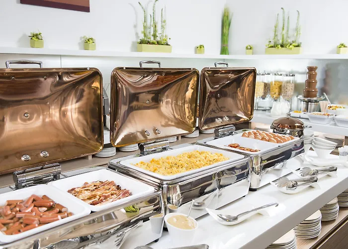 Bo33 Family & Budapest